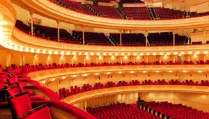 Carnegie-Hall-in-New-York-Inside.jpg