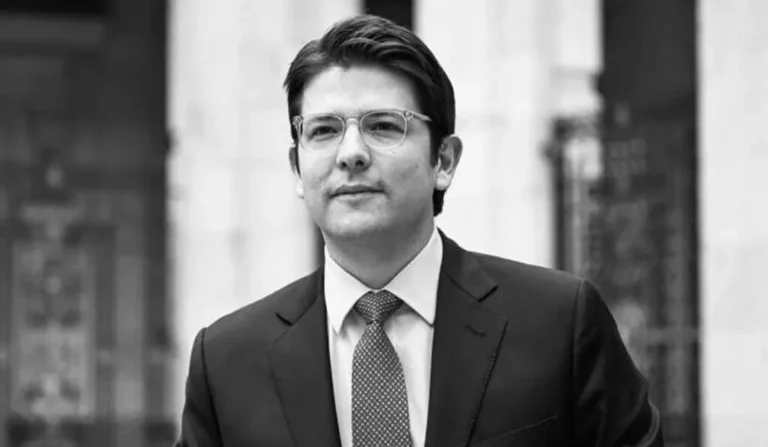 Prensa-Miguel-Uribe-Turbay_11zon