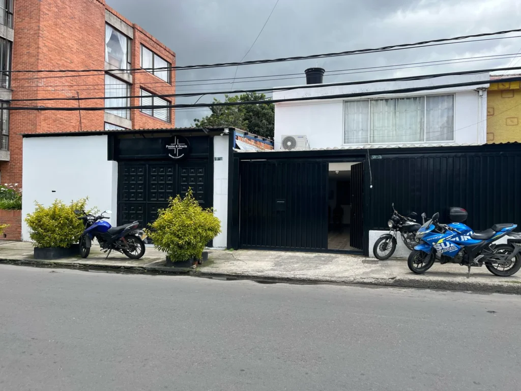 whatsapp-image-2025-04-27-at-12.25.50-pm-m5KMJzyw1nuRwM1y