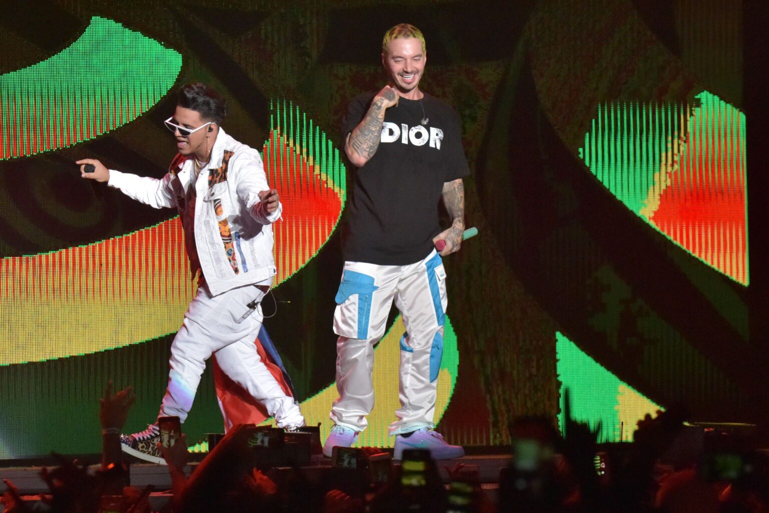 El-Tonto-junto-a-J-Balvin