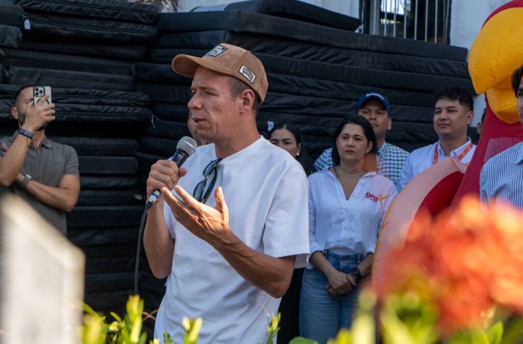 photo_5017017346924678109_y