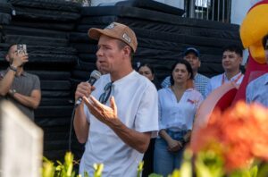 photo_5017017346924678109_y