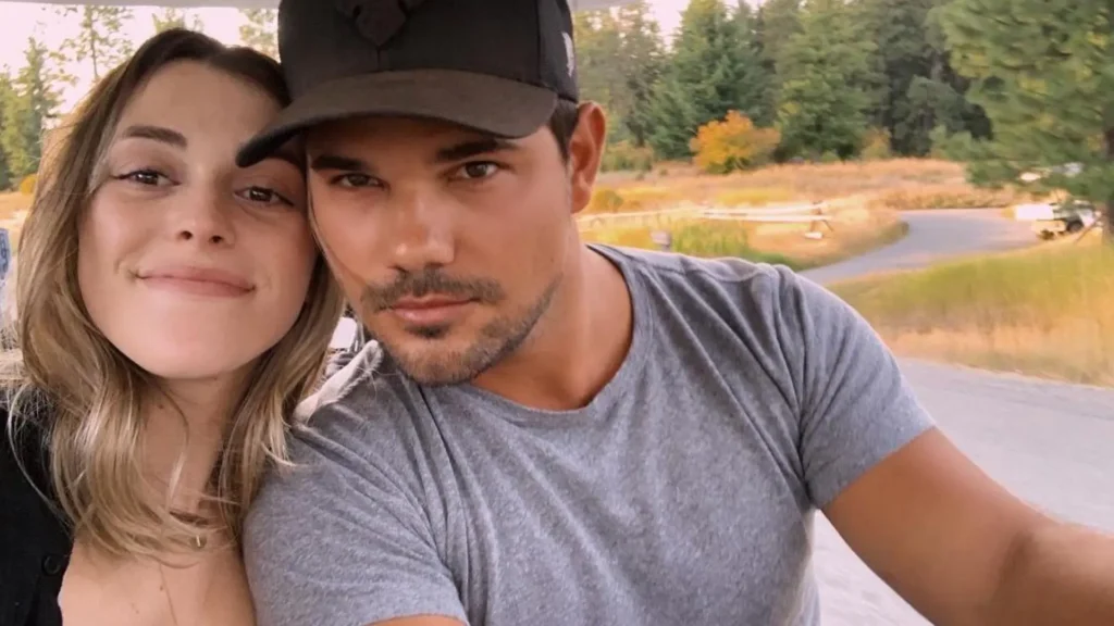 taylor-lautner-y-su-novia-tay-dome.r_d.395-388