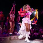 KarolGvestidoTerriquezGettyImages-2271109689-20610544742940cdaebb60884d33634a